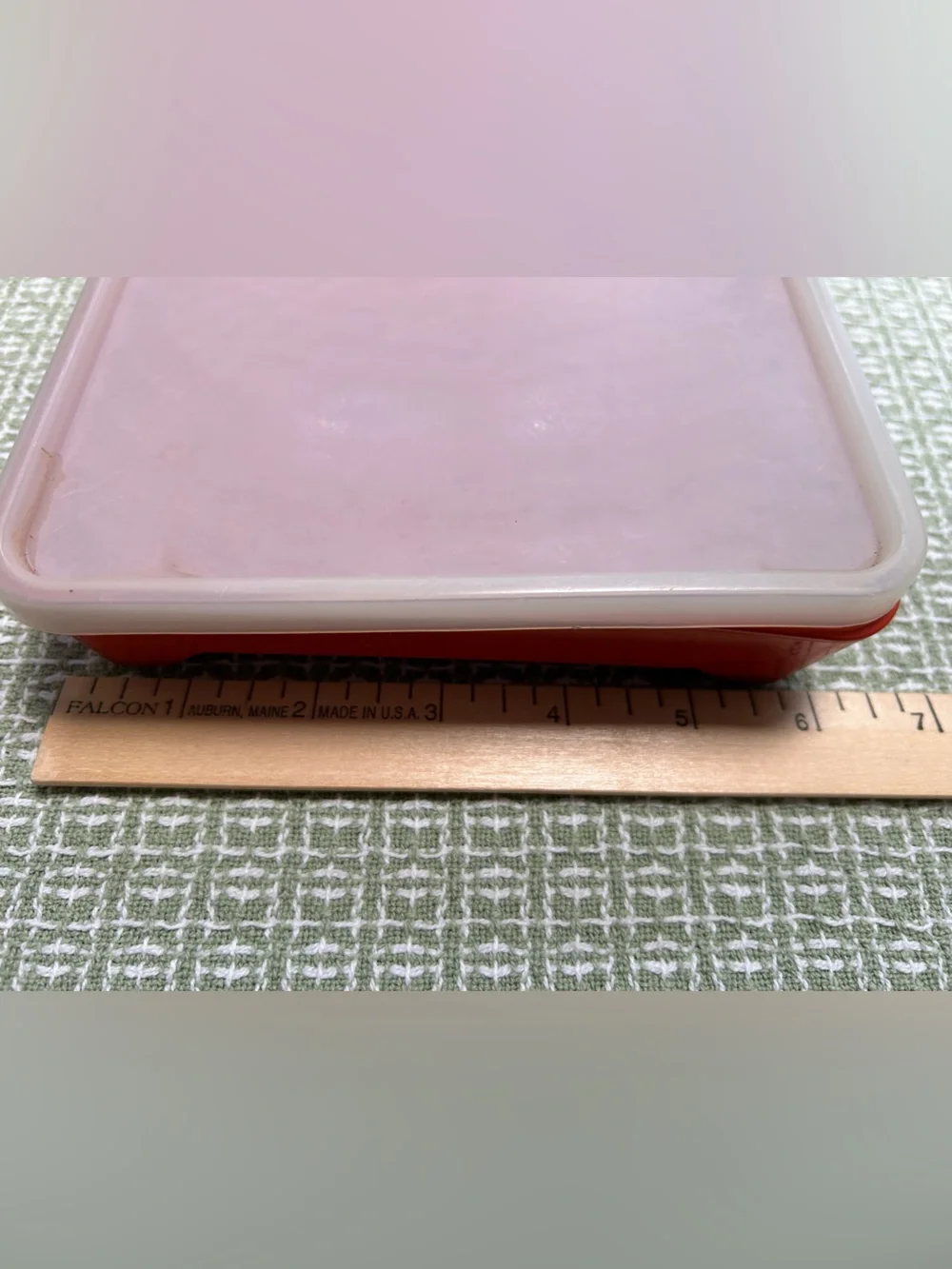 Vntg Tupperware Season Marinade/Bacon Keeper/paprika Color. Airtight. 9.5x5.5x2”